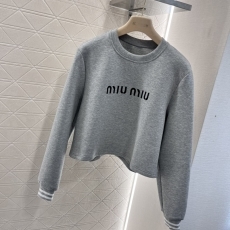 Miu Miu sets